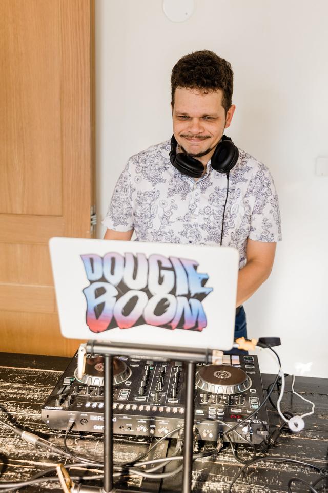 Dougie Boom - 2