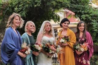 July Peach Floral Studio - 7