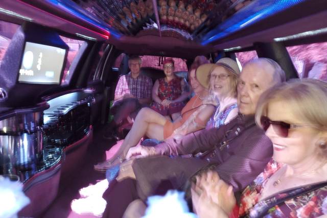 Luxury Life Limousine 3