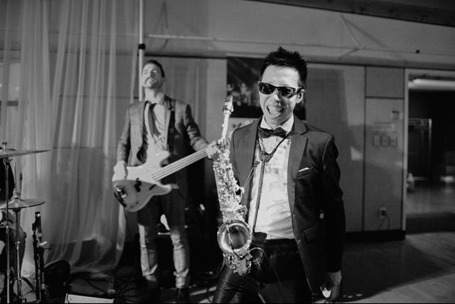 The Phonix Dance Band - 1