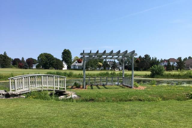 Loyalist Golf and Country Club 4
