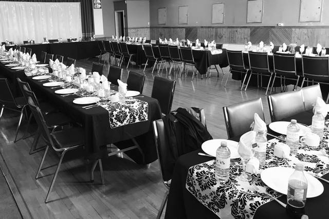 Beautiful Linen Rentals and Design 5