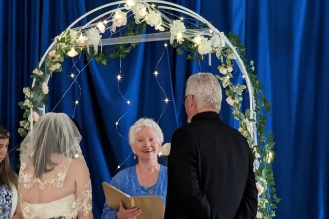 Rev. Mary McCandless ~ Four Seasons Celebrations, Wedding Officiant 4