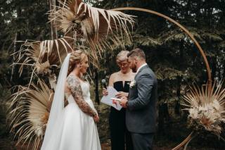 Elk Island Retreat - 5