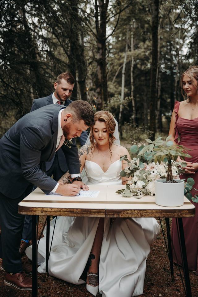 Elk Island Retreat - 2