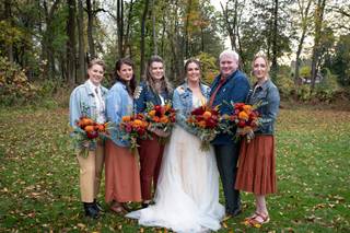 Kelly's Flowers & Gift Boutique - 13