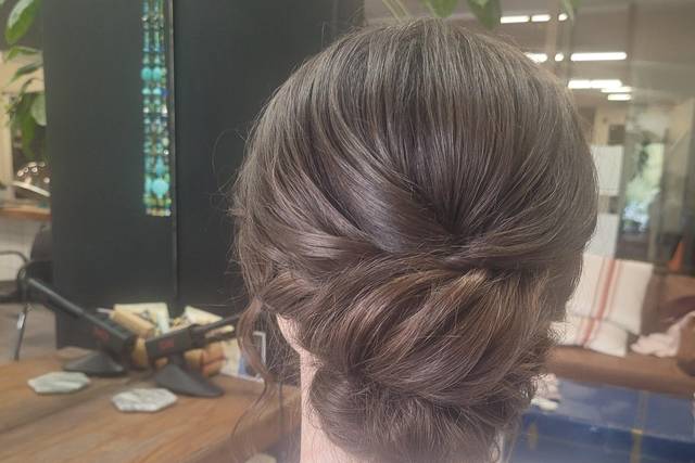 Lilies and Lace Beauty Co. 1