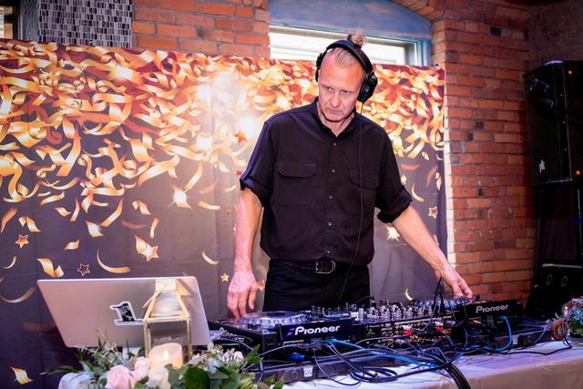 Oneworld DJ Services - 1