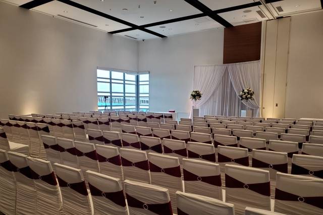 The Westin Wall Centre, Vancouver Airport 2