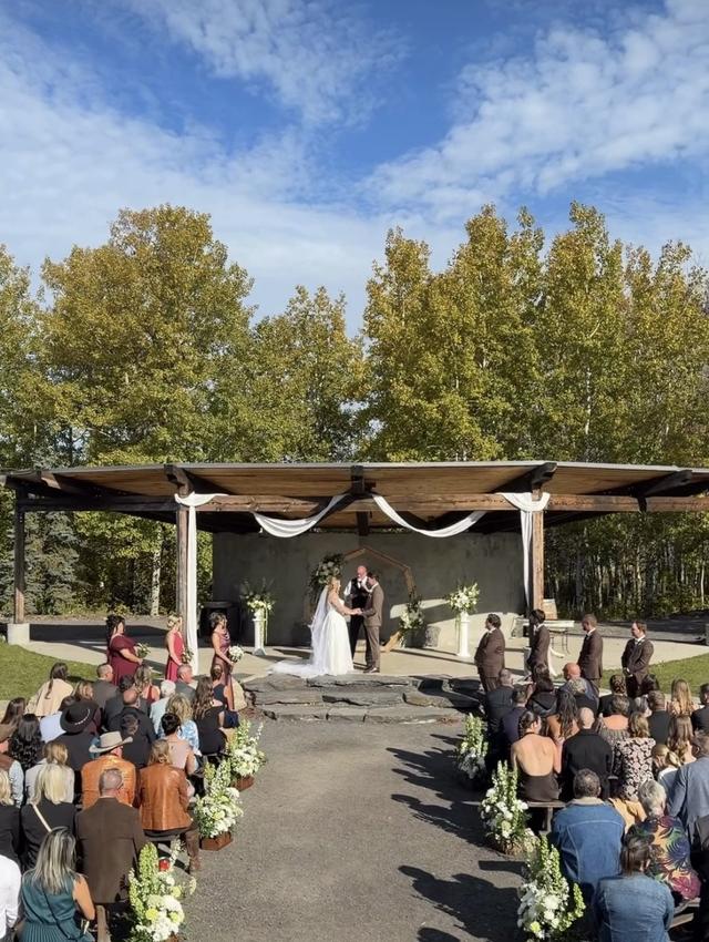 Big Rev weddings - 2