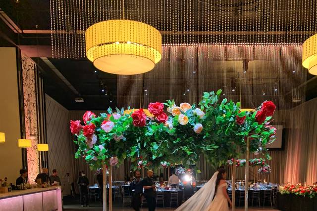 The Grand Luxe Event Boutique 3