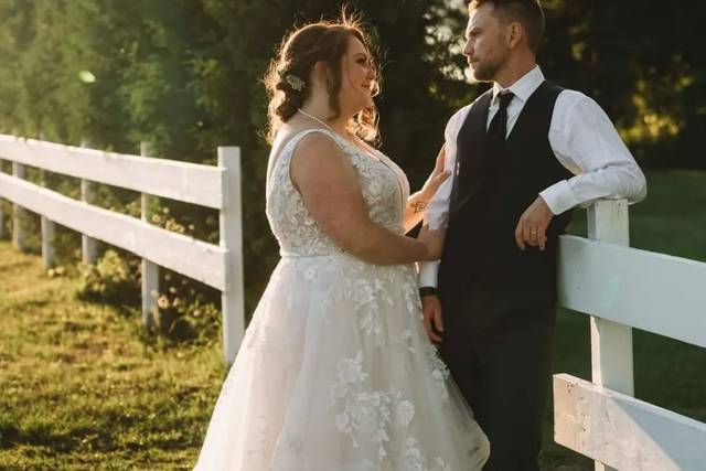 Helen's Bridal and Evening Wear 4