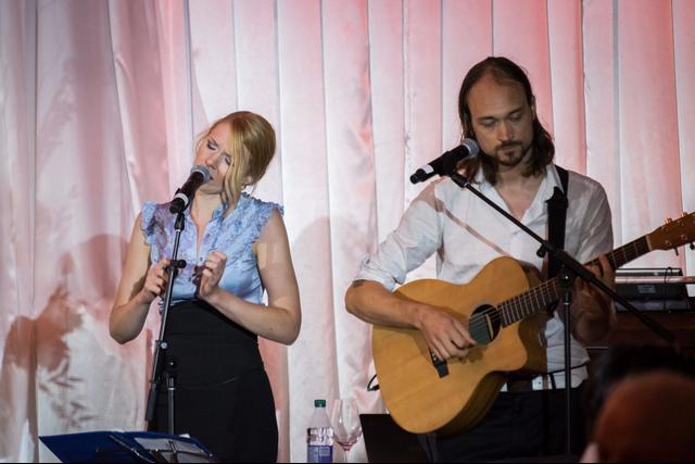 Candice Sand Live - 2