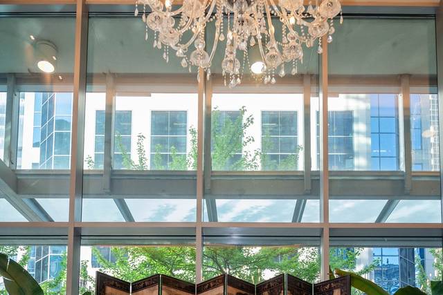 Shangri-La Hotel Vancouver 1