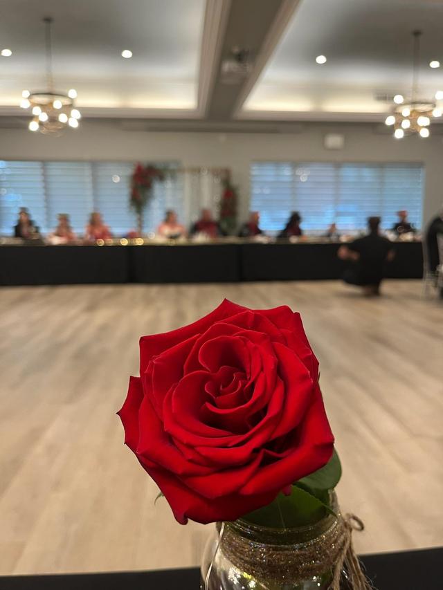 B Elegant Catering & Event Planning - 1