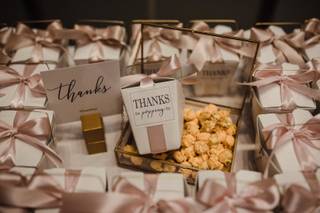 Dukes & Daisies Weddings & Events - 12