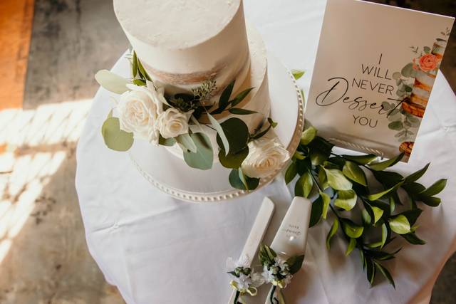 Yvonne's Delightful Cakes 1