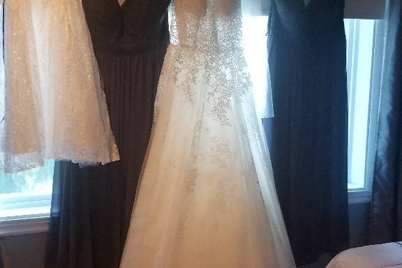 Alliance bridal outlet boutique