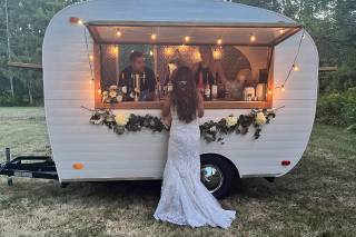 Off The Wagon Mobile Bar - 1