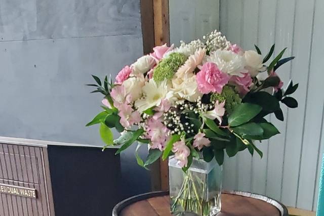 Mandys Floral and Wedding Designs 2