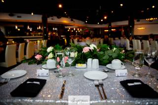 Lago Bar-Grill-View - 12