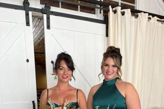 Kelly's Flowers & Gift Boutique - 7