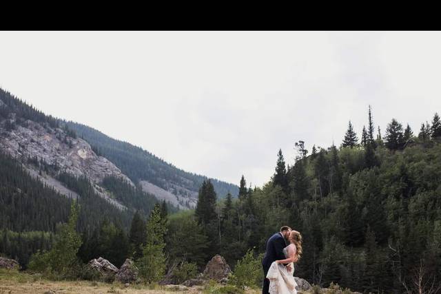 Katlyn Jane Photography & Weddings 1