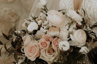 First Comes Love Weddings & Floral Designs - 13