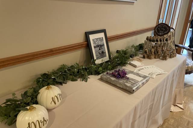 Ivana Rustic Designs 1
