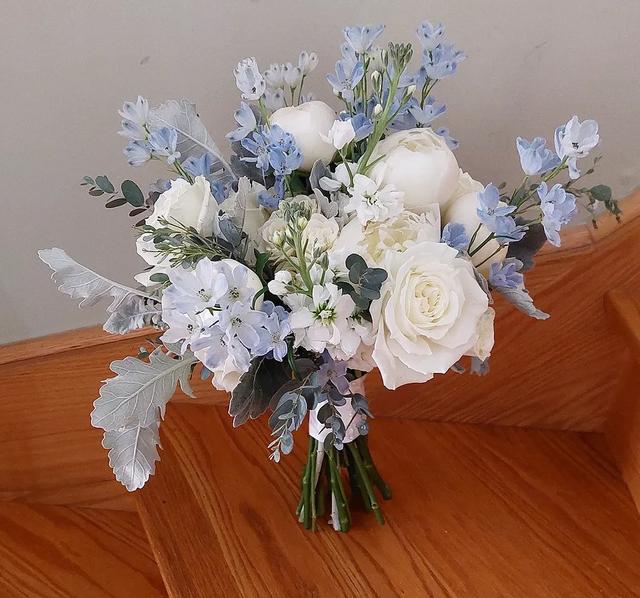 Blooms Studio - 1