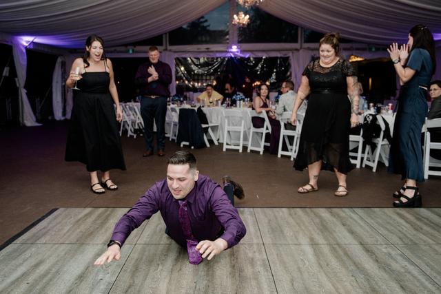 We Know Music DJ Services - 1