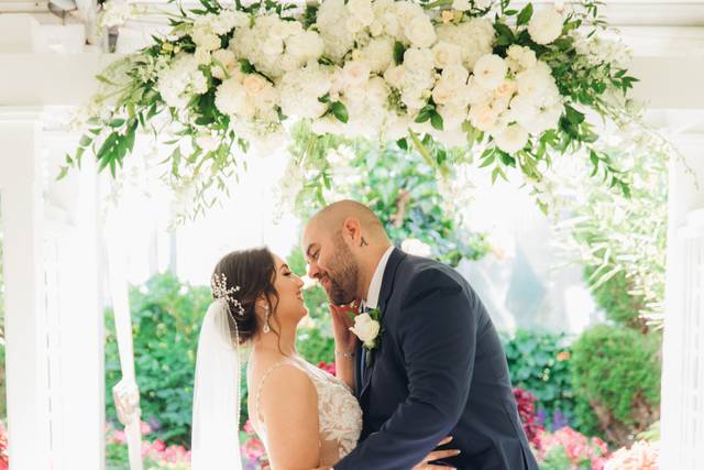 Shelley Kabelin Wedding Officiant 1