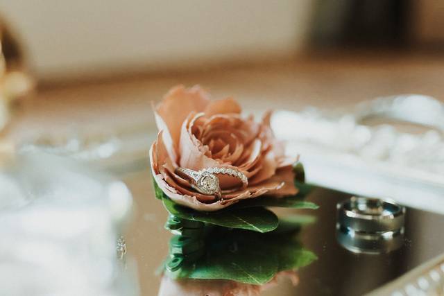 Prairie Chic Designs - Wood Florals 1