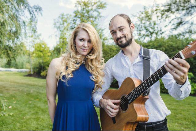 Candice Sand Live - 1