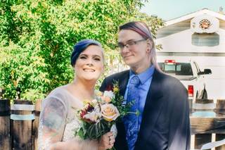 Cerise Floral Studio - 11