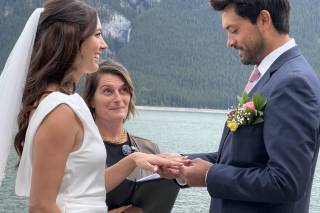Carole Bedard _ Bilingual Officiant - 1