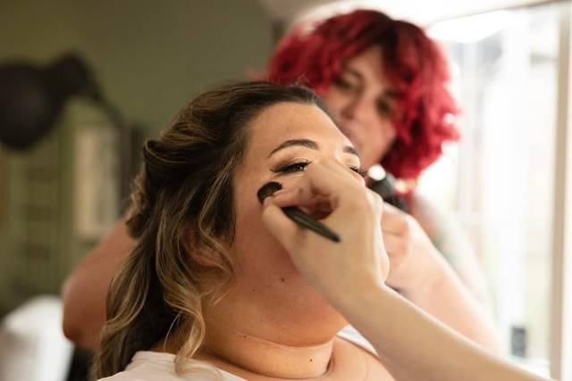 Ador Makeup Art 1