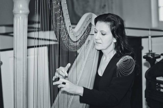 Tracy Sweet - Harpist - 3
