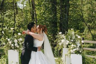 Oak and Willow Florist - 6