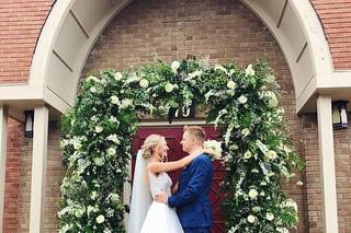 Brantford Blooms Florist - 20