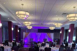 Holiday Inn Toronto International Airport - 1
