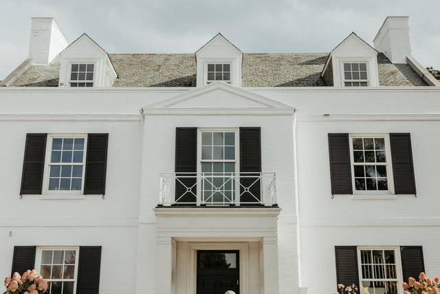 Harding Waterfront Estate 4
