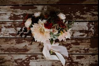 Mint and Magnolia Floral Design - 17