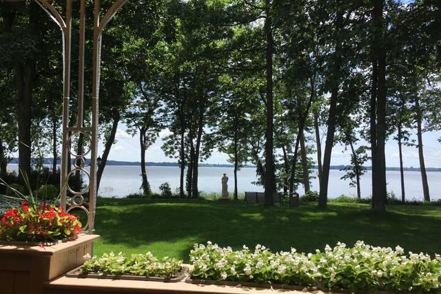 Chateau Vaudreuil 3