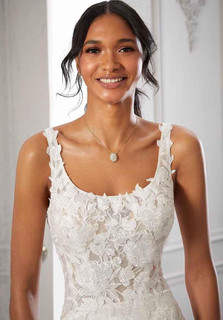 Necklace or no necklace - 1