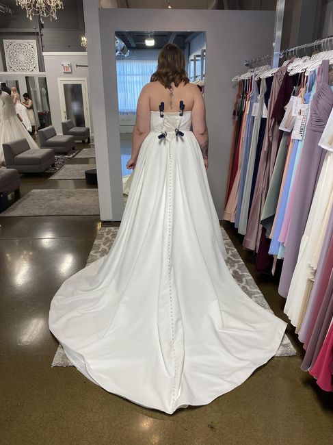Brides of 2023! Does Your Dress Have a Train?! 5