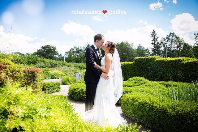 Photo Shoot at Edwards Gardens, Toronto