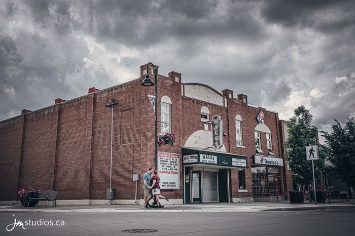 Engagement shoot - Wales Theatre, High River, AB
