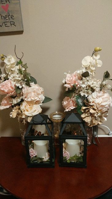 What containers are you using for your centerpieces? 8