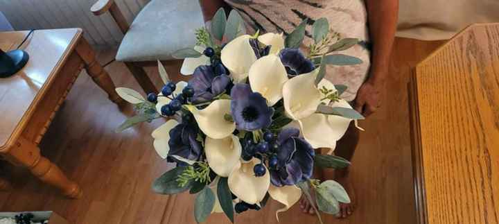 Real vs Faux Flowers for Centrepieces - 7